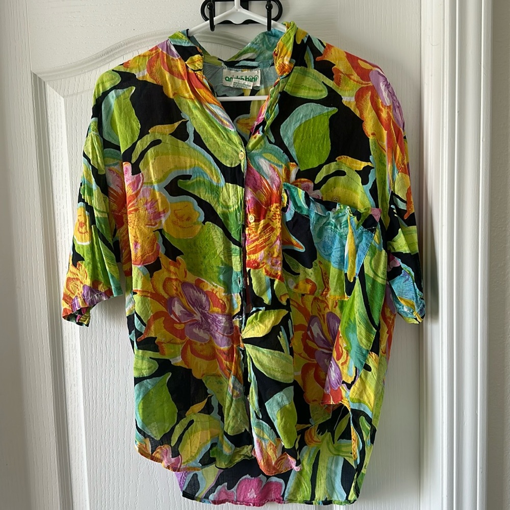Andre Bini Floral Button Up top